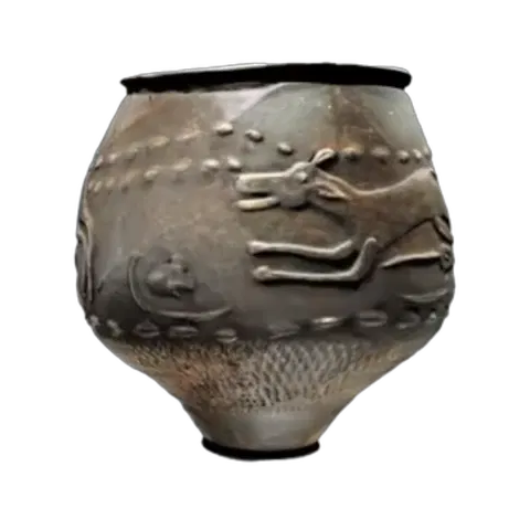 The Hunt Cup rotating on its pedestal